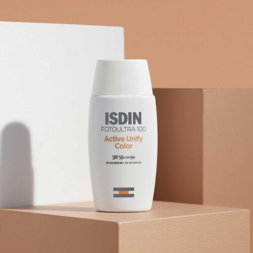 فلوئید ضد آفتاب رنگی ایزدین SPF50 مدل Active Unify ‌محافظ UVA ،UVB، مناسب انواع پوست حجم 50 میلی‌لیتر